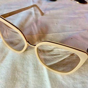 Fashion sunglasses, faded pink and rose gold frame